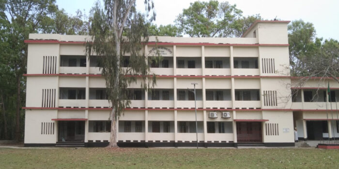 Habibpur College Slider 04